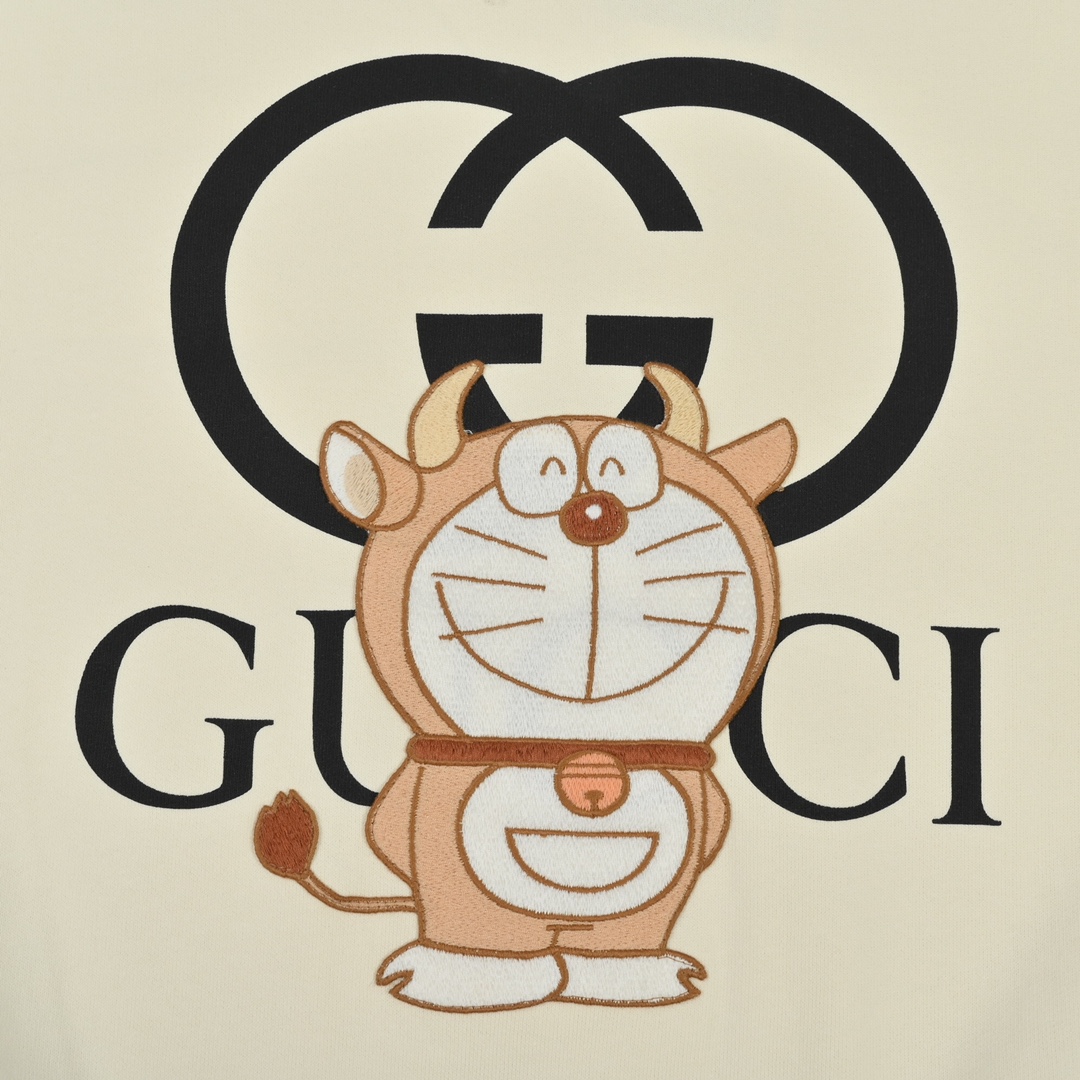 Gucci古驰 21ss 联名款牛角叮当猫圆领卫衣