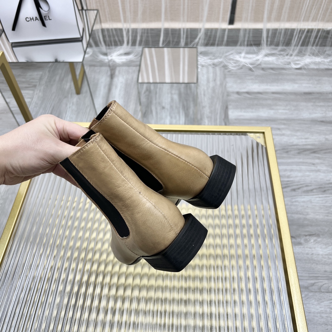 UMA WANG Ballet Boots: Classic, Comfortable, and Strong in Ballet Art - 图片 8