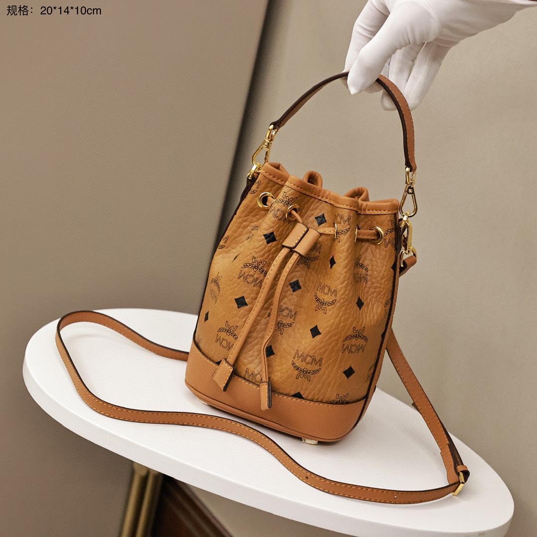 J0  MCM抽绳水桶包