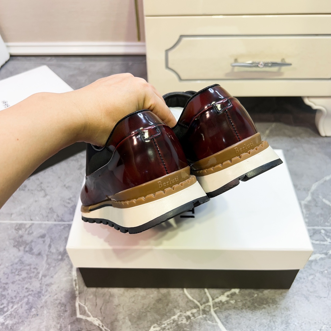Colección Berluti de stock propio! Avalada por Eddie Peng, la marca de lujo se remonta a su ADN-pati