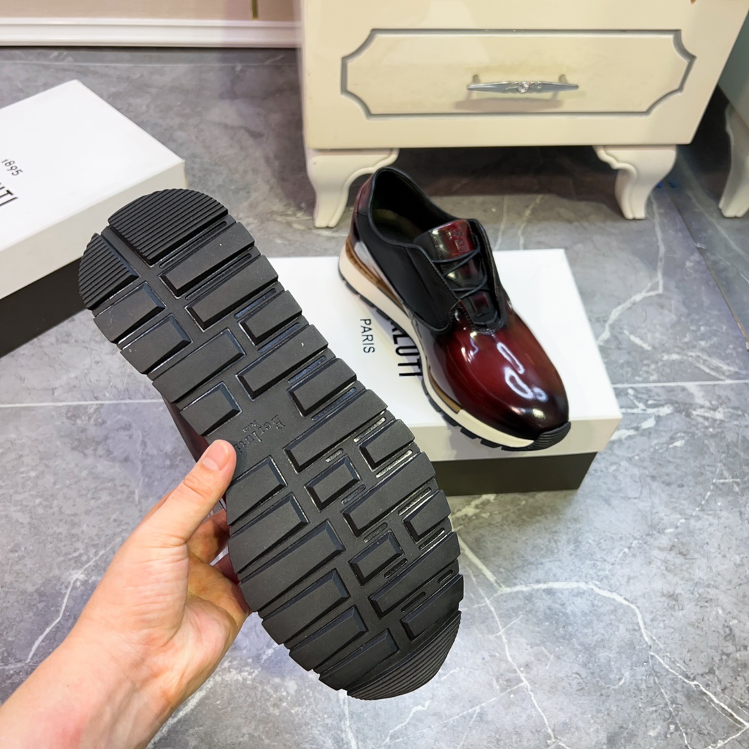 Colección Berluti de stock propio! Avalada por Eddie Peng, la marca de lujo se remonta a su ADN-pati