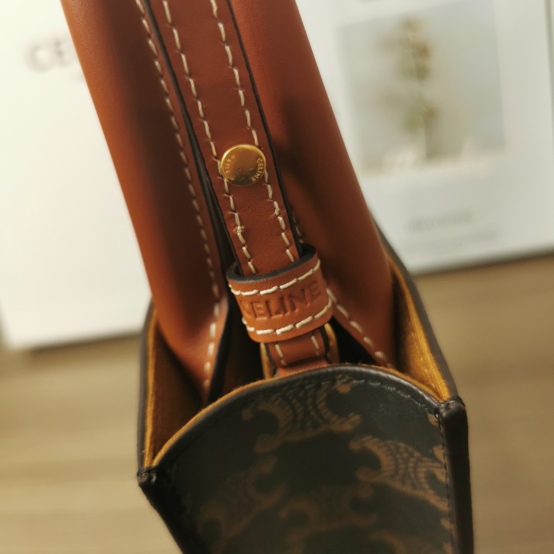 Mini Tote 彩绣包 7