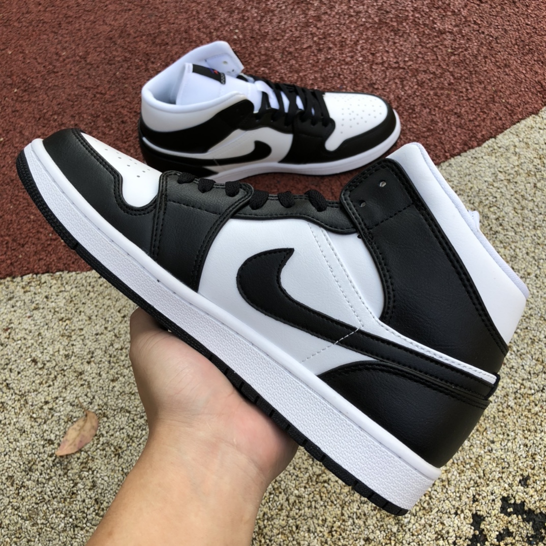 300  Air jordan 1黑白图案 中帮 篮球鞋 DR9495-001