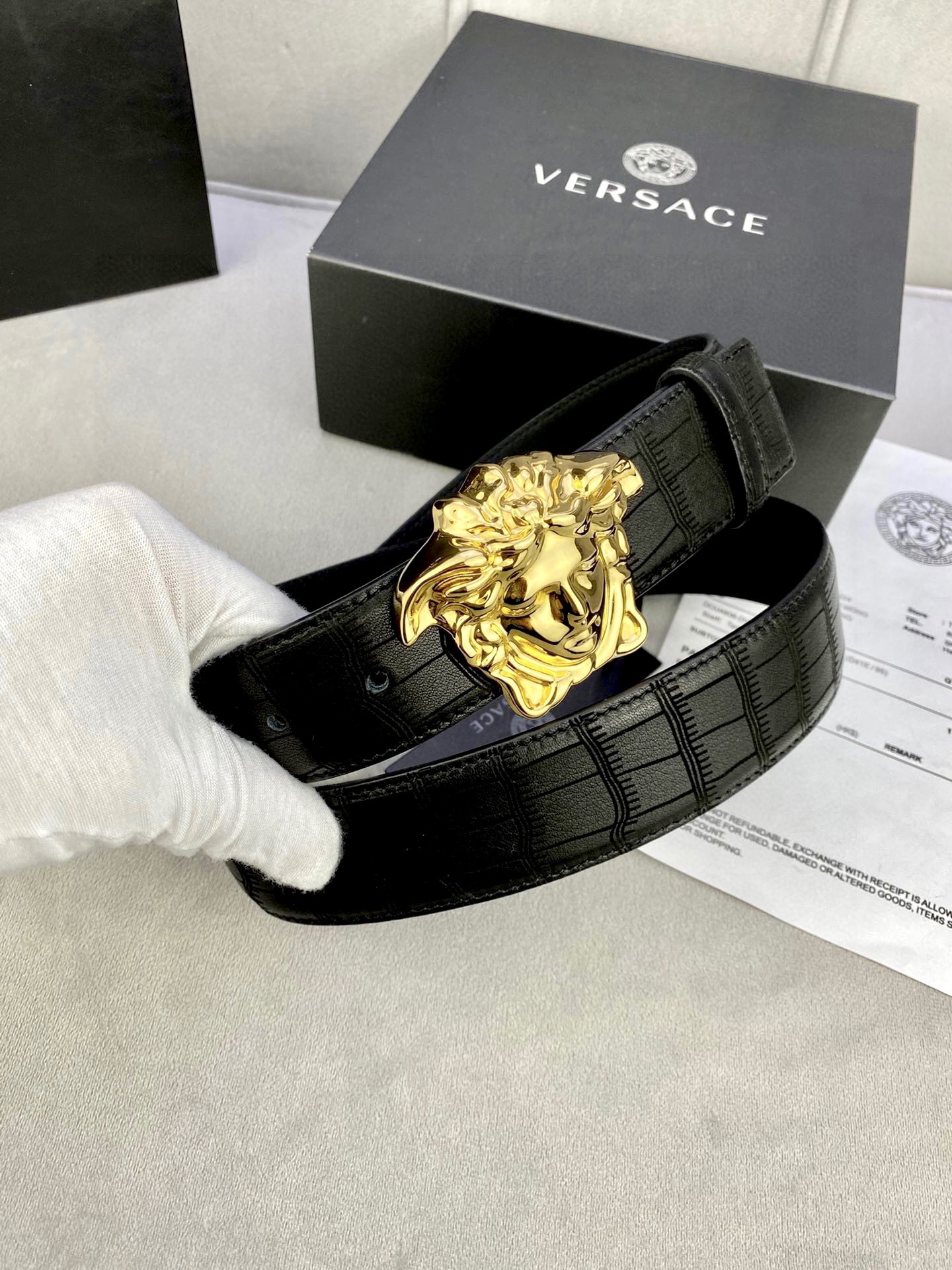 Stylish Deer Belt with Medusa Head-Button for Elegant Effect - 图片 5