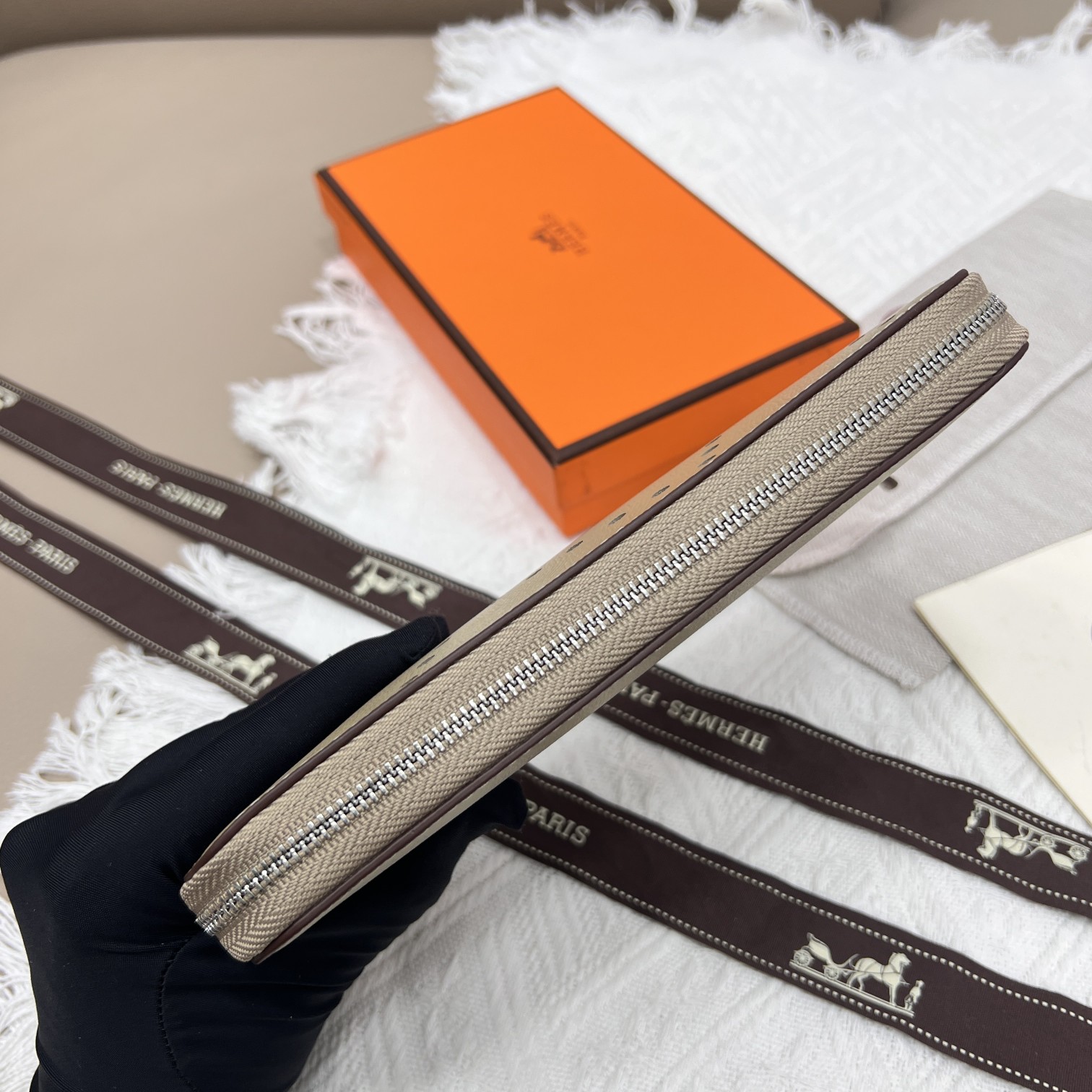 Hermès Constance Hand Palm Grain Leather Zip Around Wallet - Elegant & Stylish 7 a1660413256088 2013