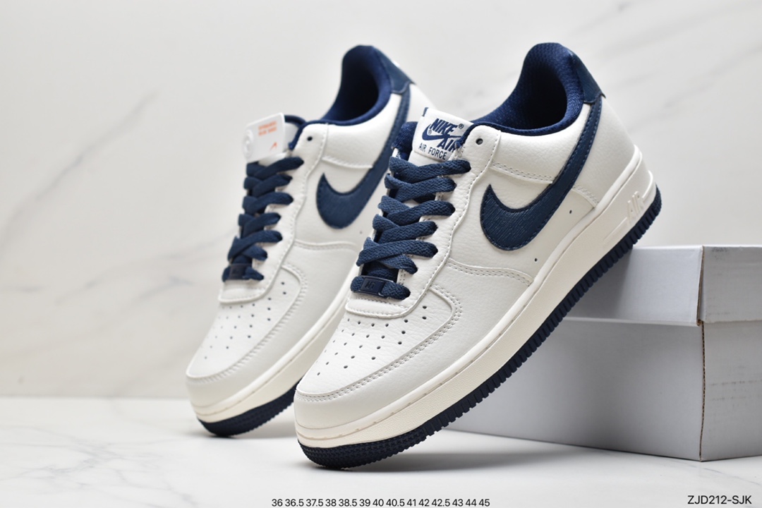 240 NK Air Force 1 Low'07 “米黑” 低帮空军一号百搭休闲运动板鞋PA3035-068