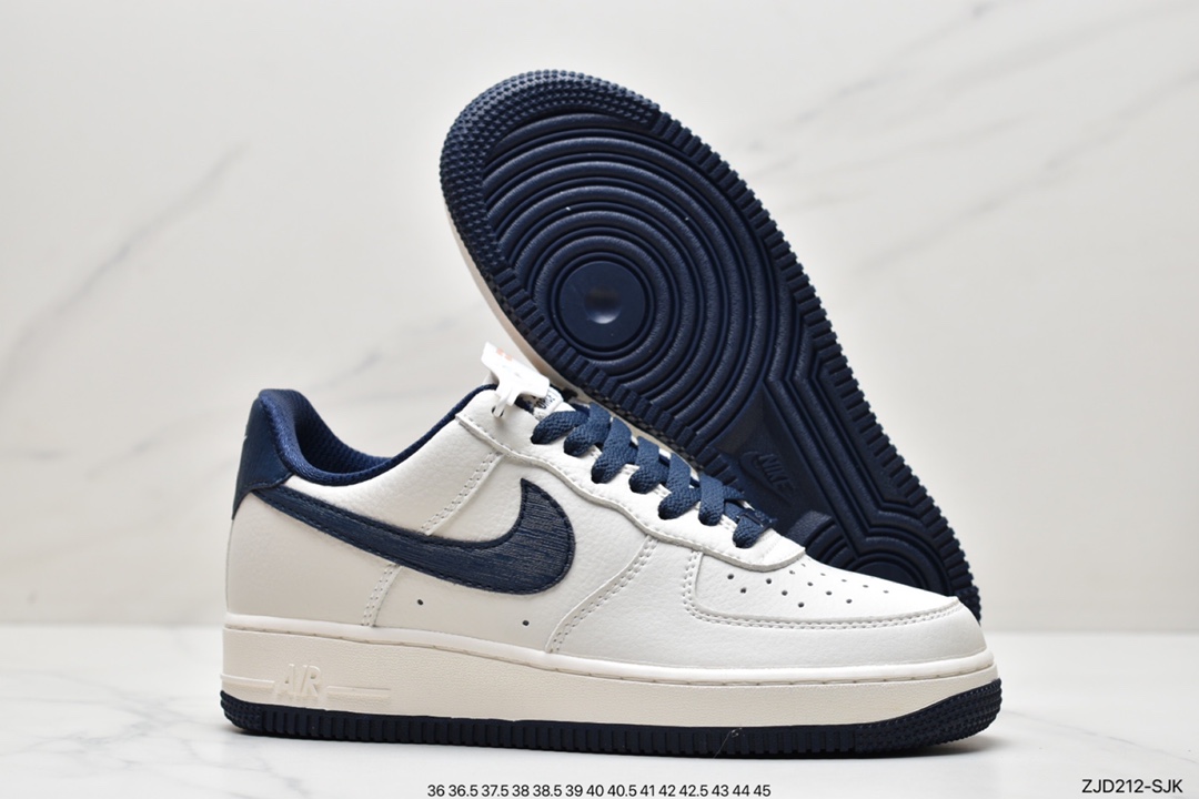 240 NK Air Force 1 Low'07 “米黑” 低帮空军一号百搭休闲运动板鞋PA3035-068