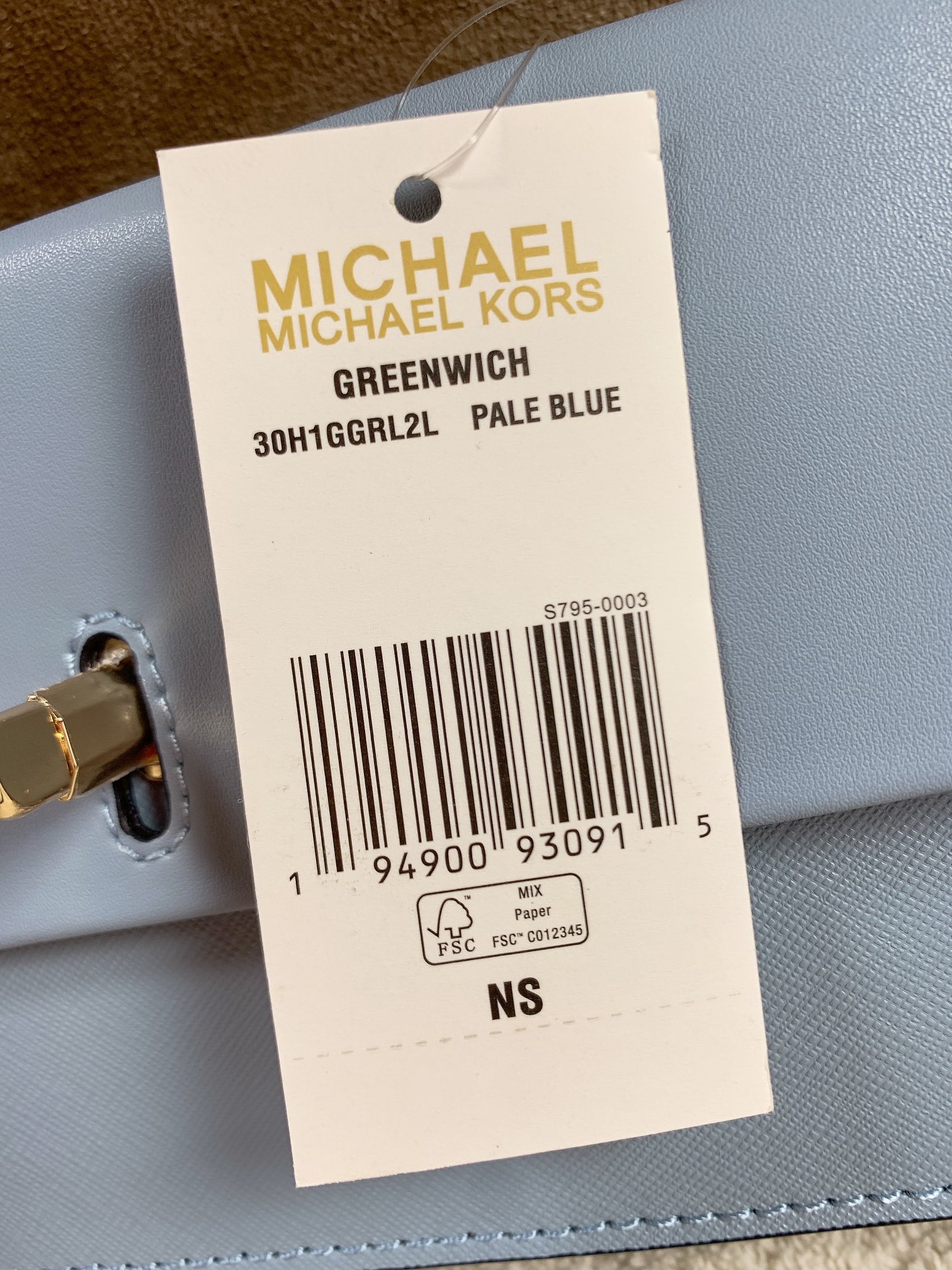 Michael Kors ～Greenwich双盖头酒神蓝色，采用十字纹牛皮纯色拼接，大方