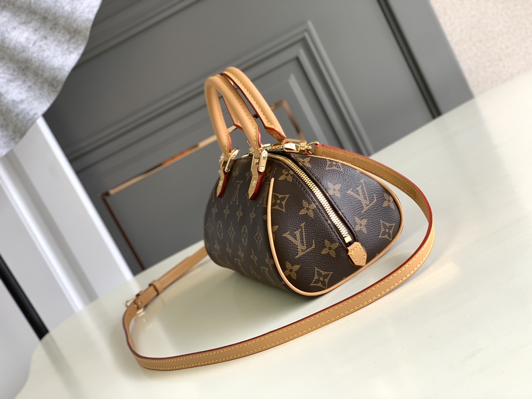 A super mini and adorable bag - Bag 2