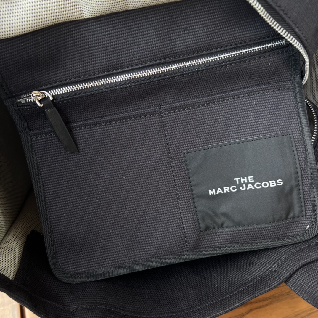 Marc Jacobs 大号 41cm