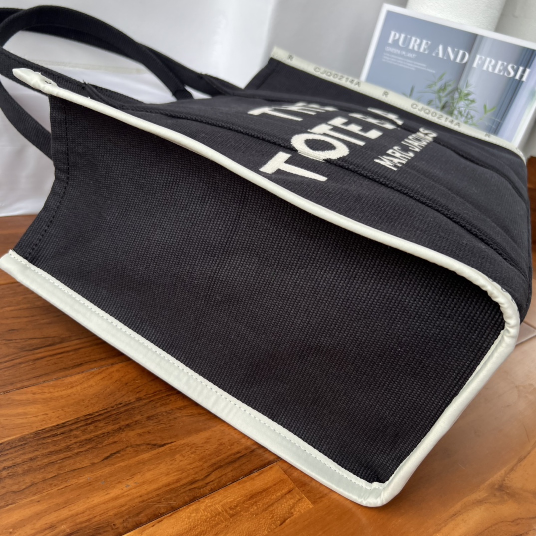 Marc Jacobs 大号 41cm