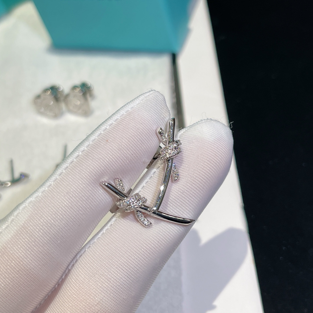 NO:631185,High-end jewelry, must-have New Year goods, Cardia high-end jewelry19860909高端饰品,年货必备,,卡迪亚高端饰品,Jewelry