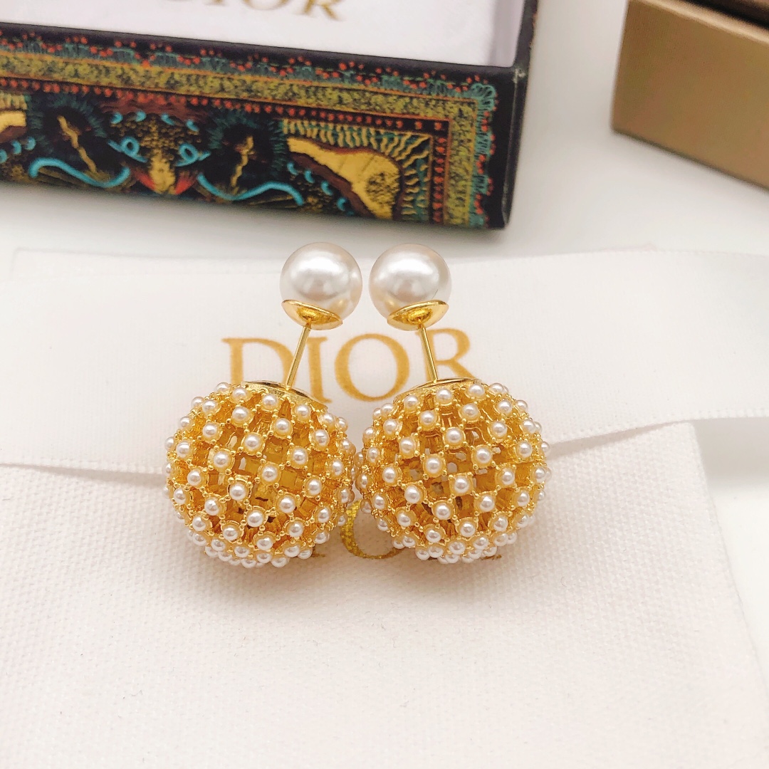 Number DED0179Dior's new models 💦 CD round tennis sized pearl hollow - Jewelry 6