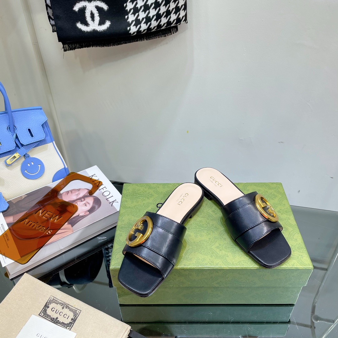 Gucci Projektant
 Buty Letnie kapcie Szycie Kobiety Skóra krowia Prawdziwa skóra kozia owcza Kolekcja letnia