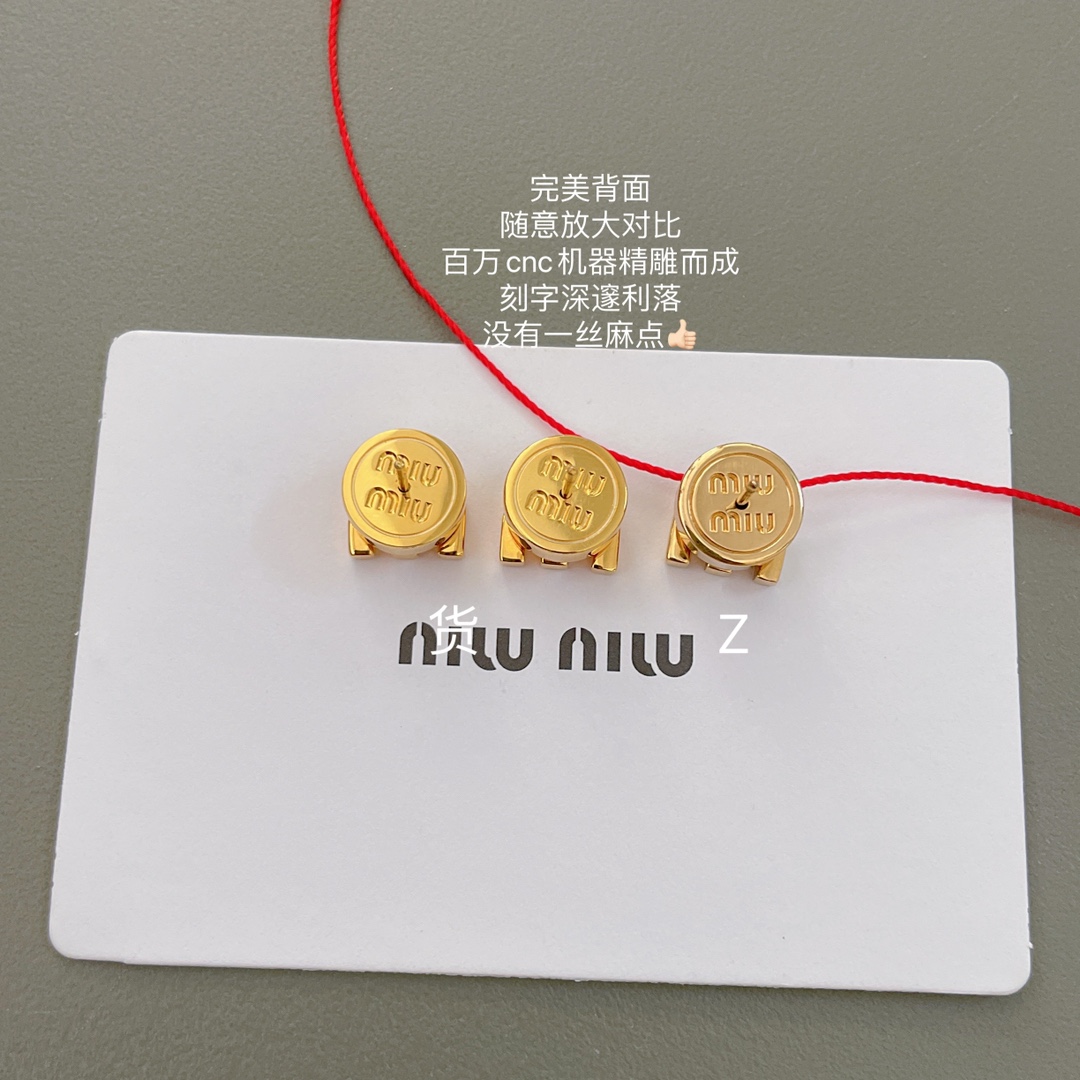 【】 Z VS 我们 👍🏻