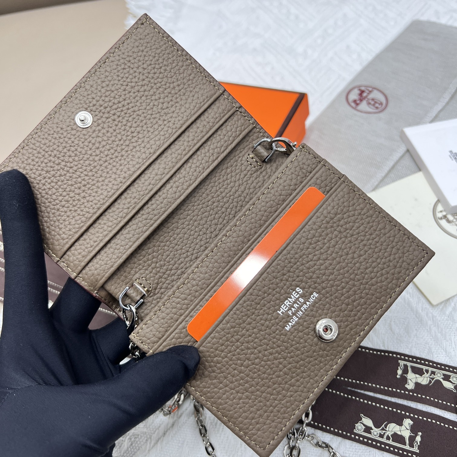 Hermes チェーンバッグ P270 小型高級デザイン
