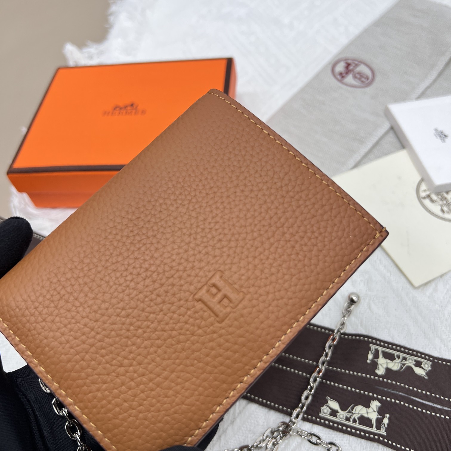 Hermes:链条包包p270 - 高級感あふれるデザイン