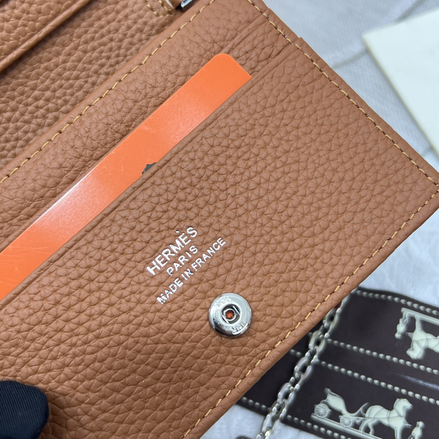 Hermes:链条包包p270 - 高級感あふれるデザイン