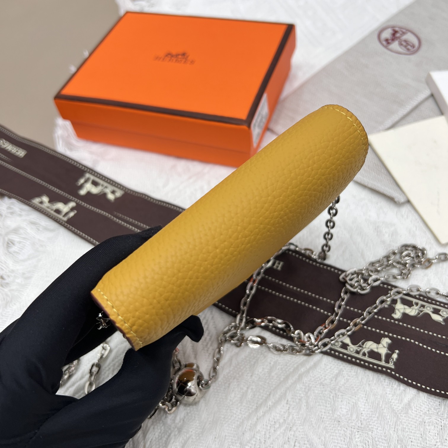 Hermes:链条包包p270 - 小巧高貴なデザイン