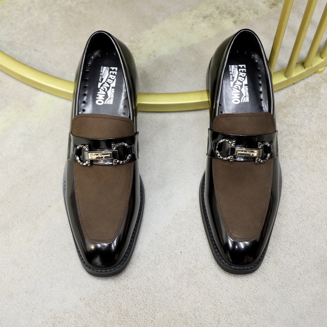 precio de fábrica: Marca: Ferragamo Ferragamo Tamaño: 38-44 (45 se puede personalizar) Grado: Contad