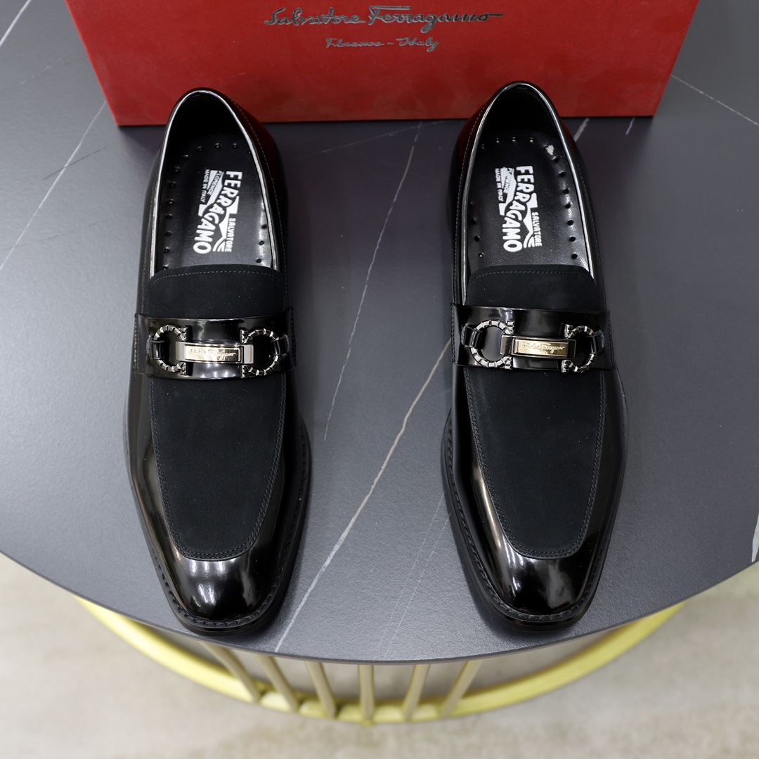 precio de fábrica: Marca: Ferragamo Ferragamo Tamaño: 38-44 (45 se puede personalizar) Grado: Contad