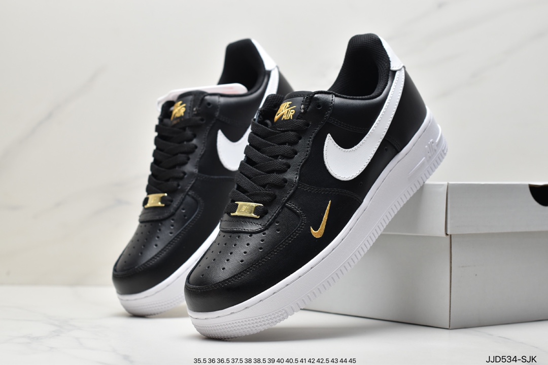 130 耐克Nike Air Force1 空军一号 低帮休闲板鞋 DA8478-100