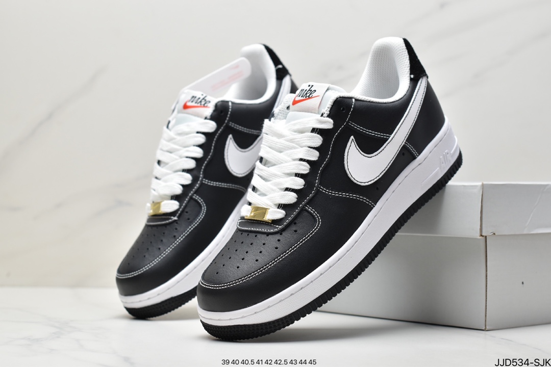 130 耐克Nike Air Force1 空军一号 低帮休闲板鞋 DA8478-100