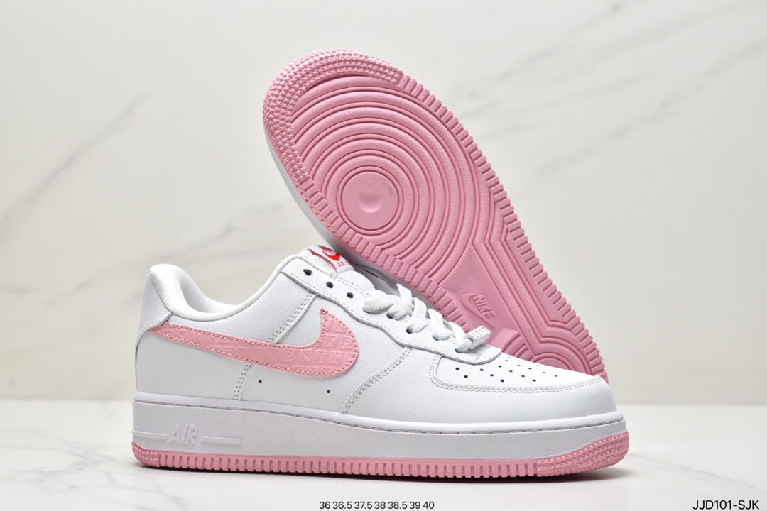 130 耐克Nike Air Force 1 Low 空军一号低帮百搭休闲运动板鞋DQ9320-100