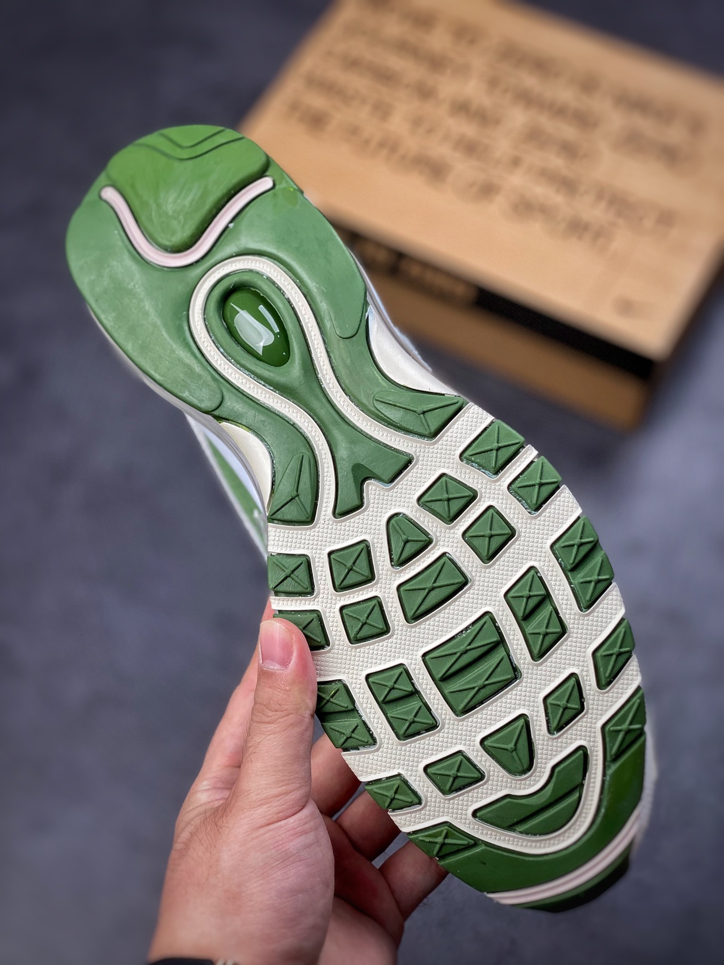 230 渠道订单NK Air Max 97 全新配色原装批次子弹拆解原鞋开发 DM8588-100