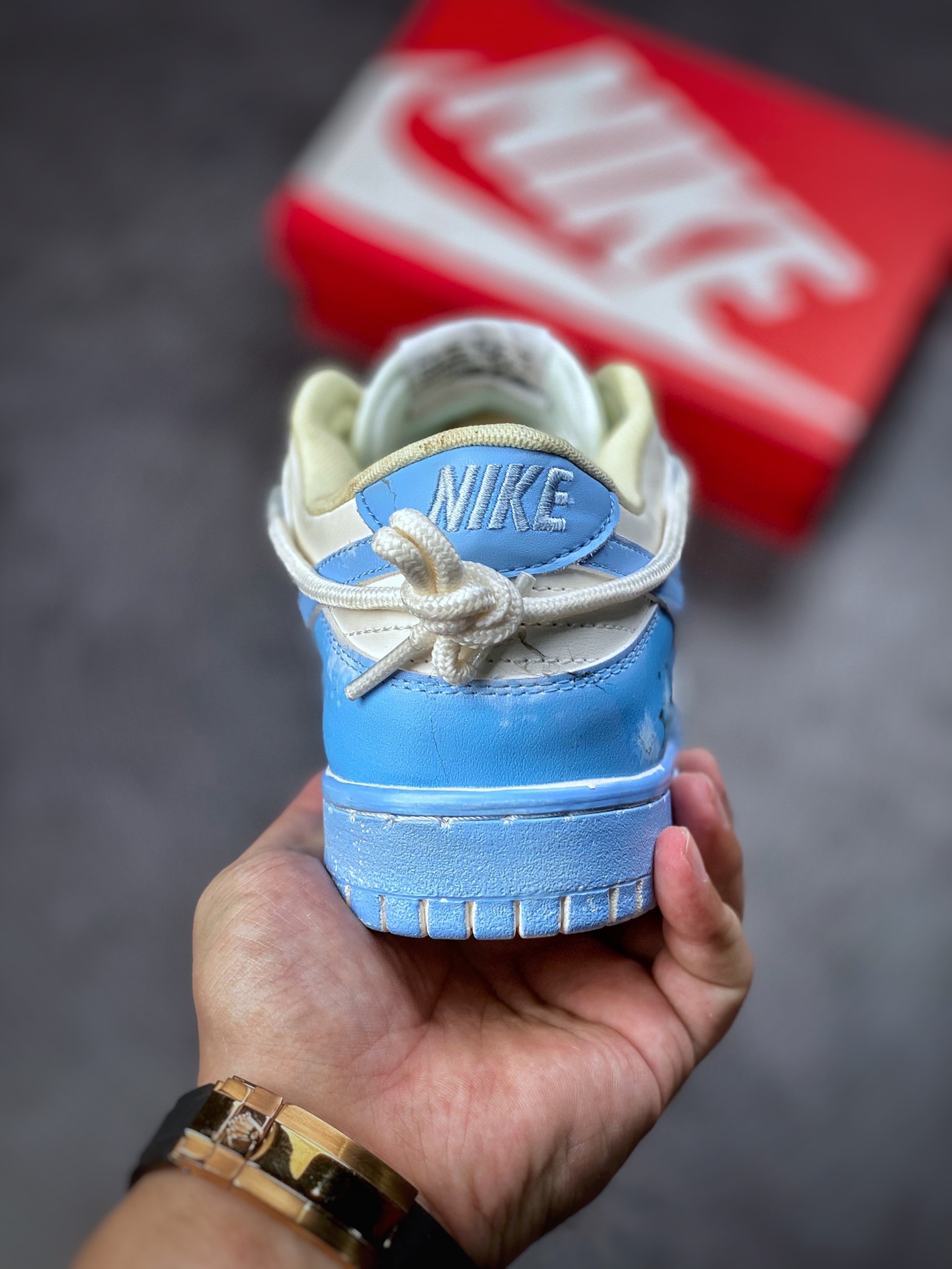 190 Nike SB Dunk Low 解构抽绳低帮 性价比天花板 尝鲜先行版 原装头层材料 独家版型蒸餾加工 帶來的是更好的视觉和脚感体验 官方货号：DD1503 109 Size：35.5 36 36.5 37.5 38 38.5 39 40 40.5 41 42 42.5 43 44 44.5 45 编码#GJ081417
