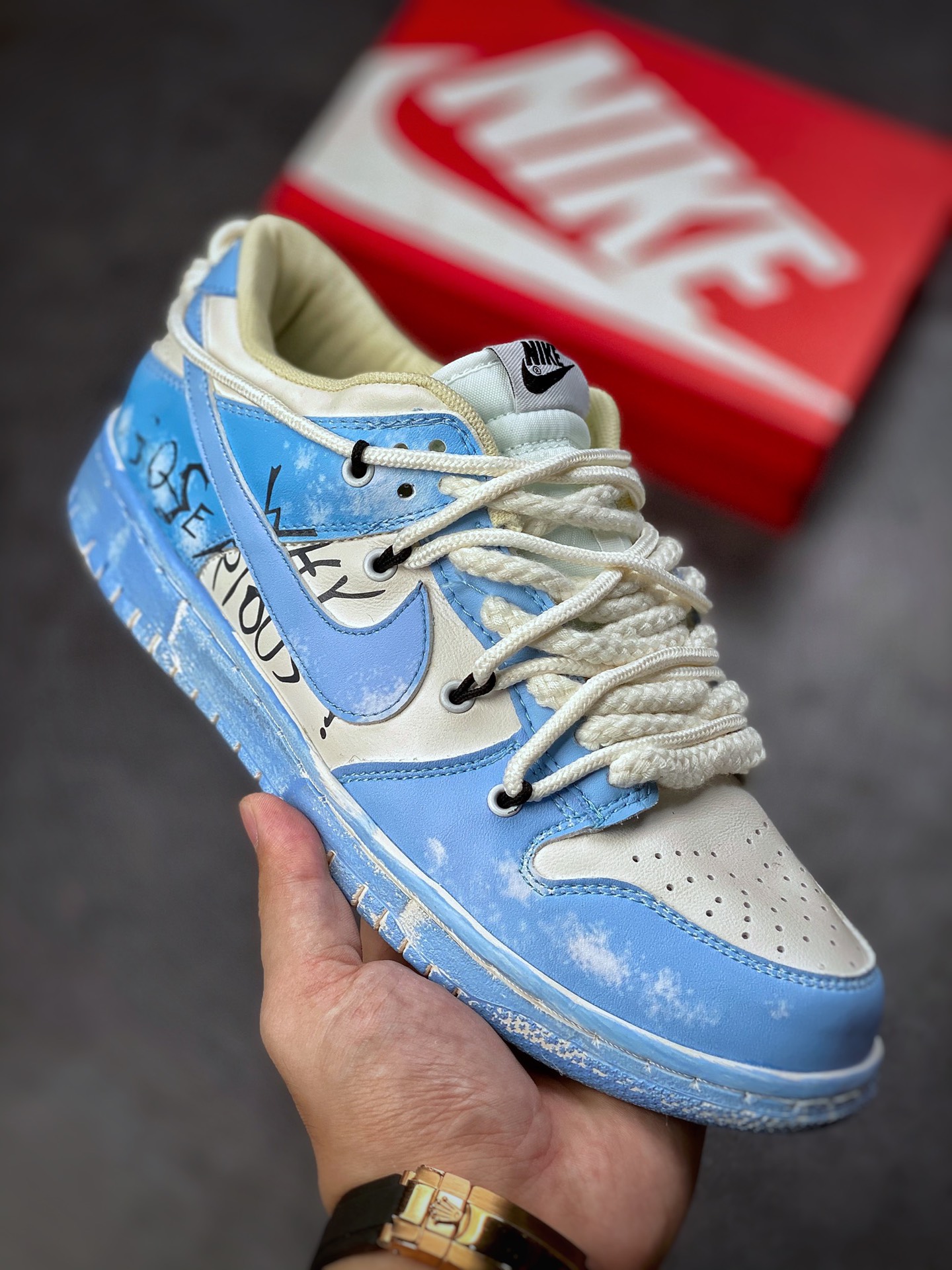 190 Nike SB Dunk Low 解构抽绳低帮 性价比天花板 尝鲜先行版 原装头层材料 独家版型蒸餾加工 帶來的是更好的视觉和脚感体验 官方货号：DD1503 109 Size：35.5 36 36.5 37.5 38 38.5 39 40 40.5 41 42 42.5 43 44 44.5 45 编码#GJ081417