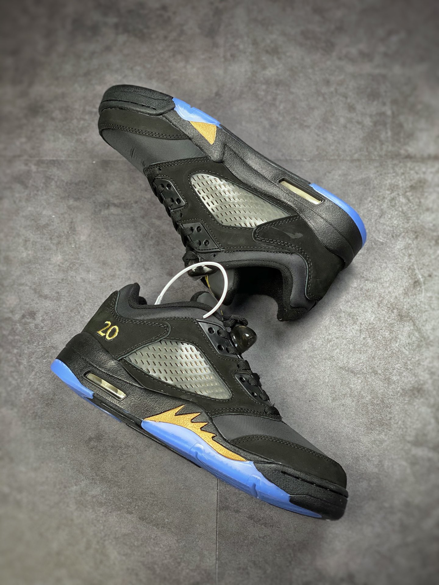 260 Air Jordan 5 Retro Low 毕业典礼  DJ1094-001