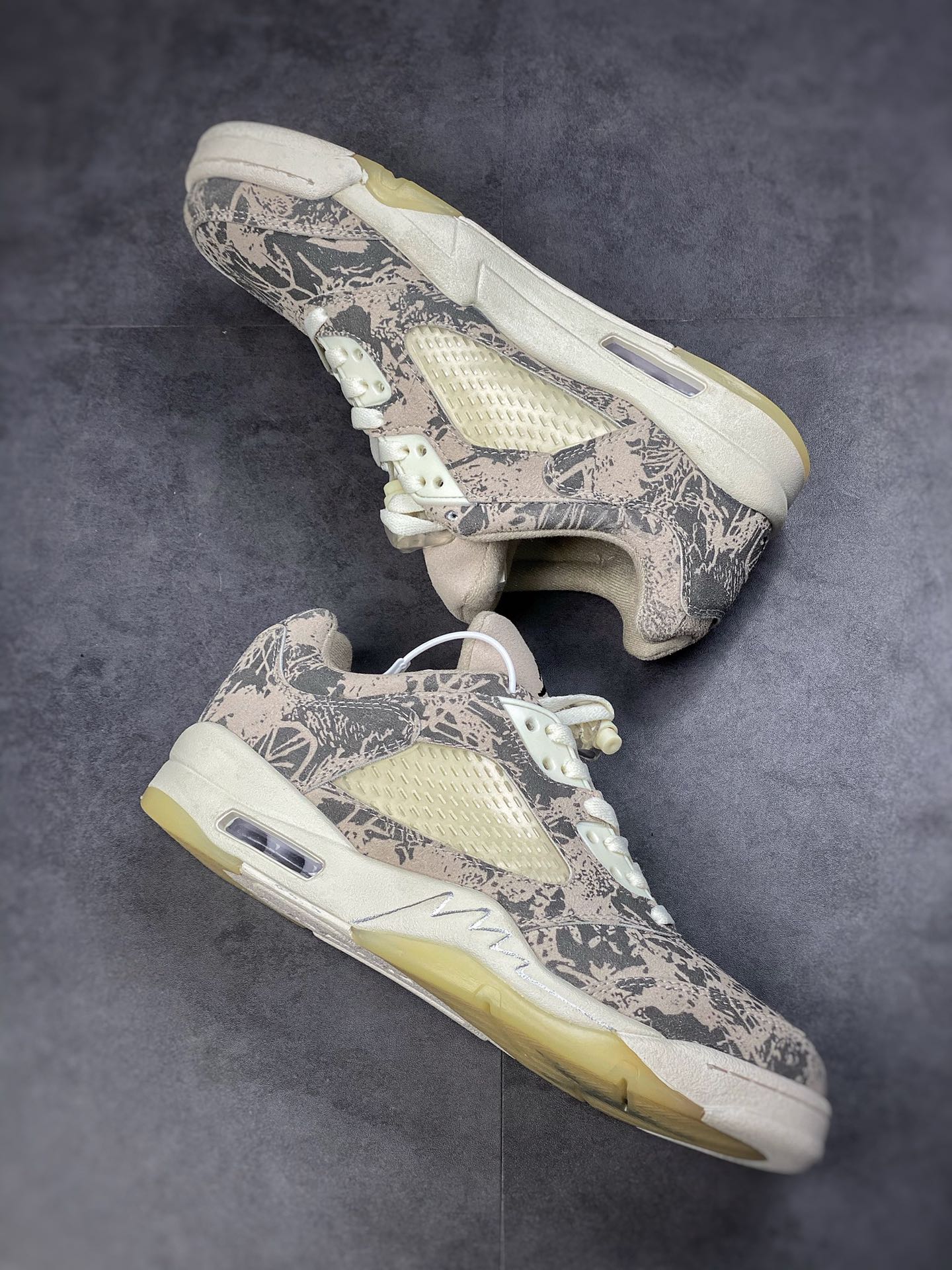 260 Air Jordan 5 Retro Low “Expression”谍照 DA8016-100