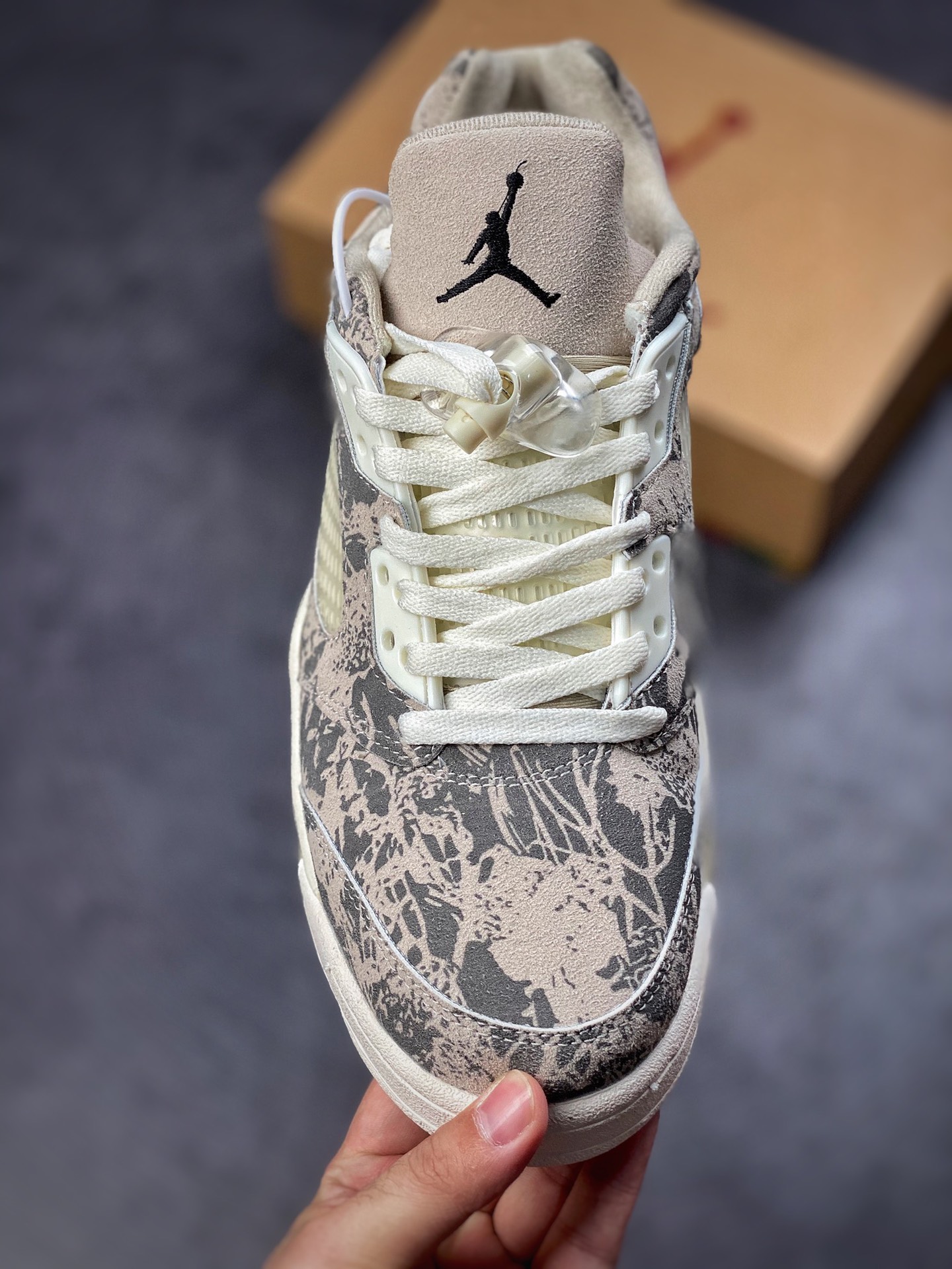 260 Air Jordan 5 Retro Low “Expression”谍照 DA8016-100
