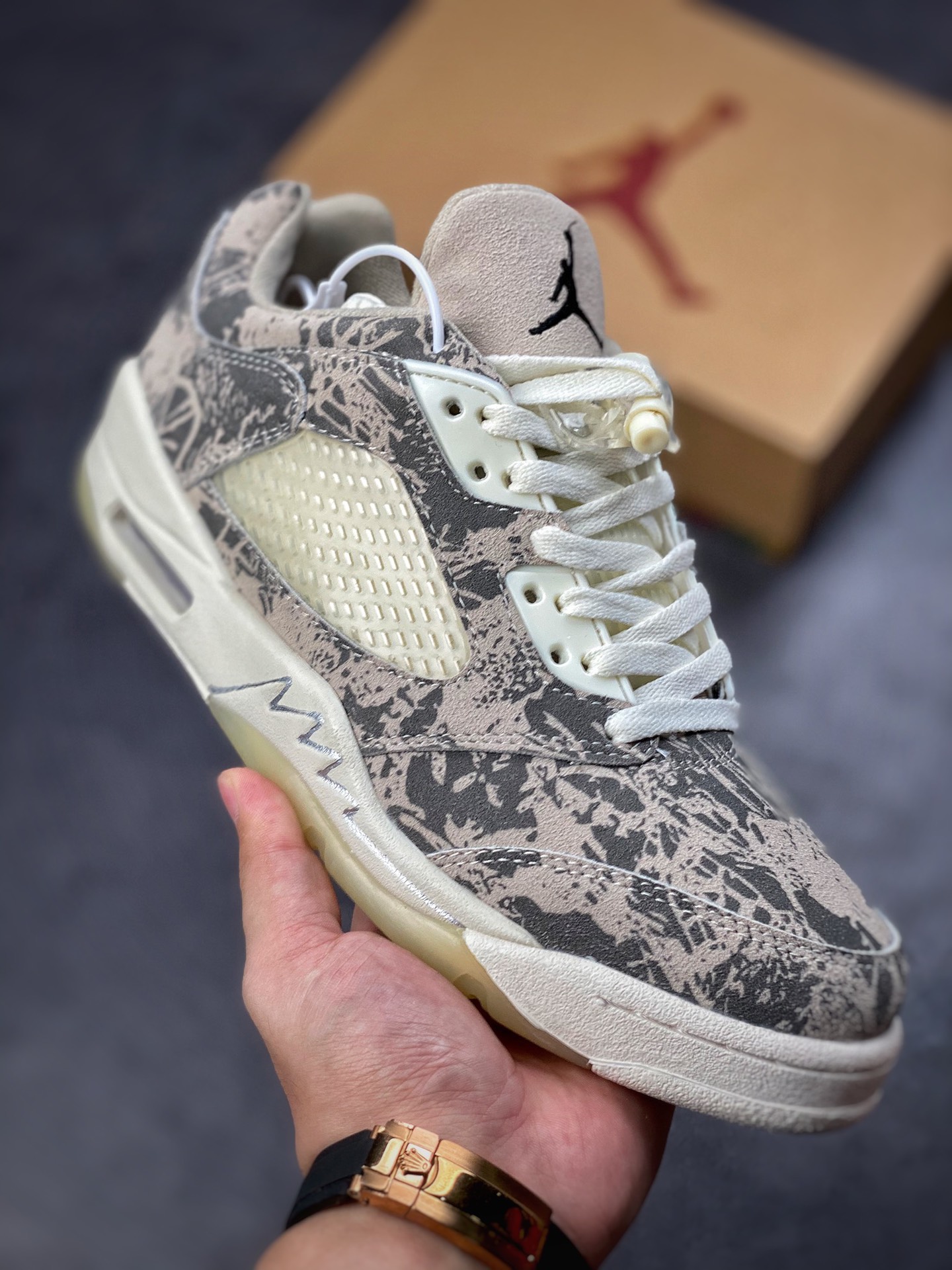 260 Air Jordan 5 Retro Low “Expression”谍照 DA8016-100