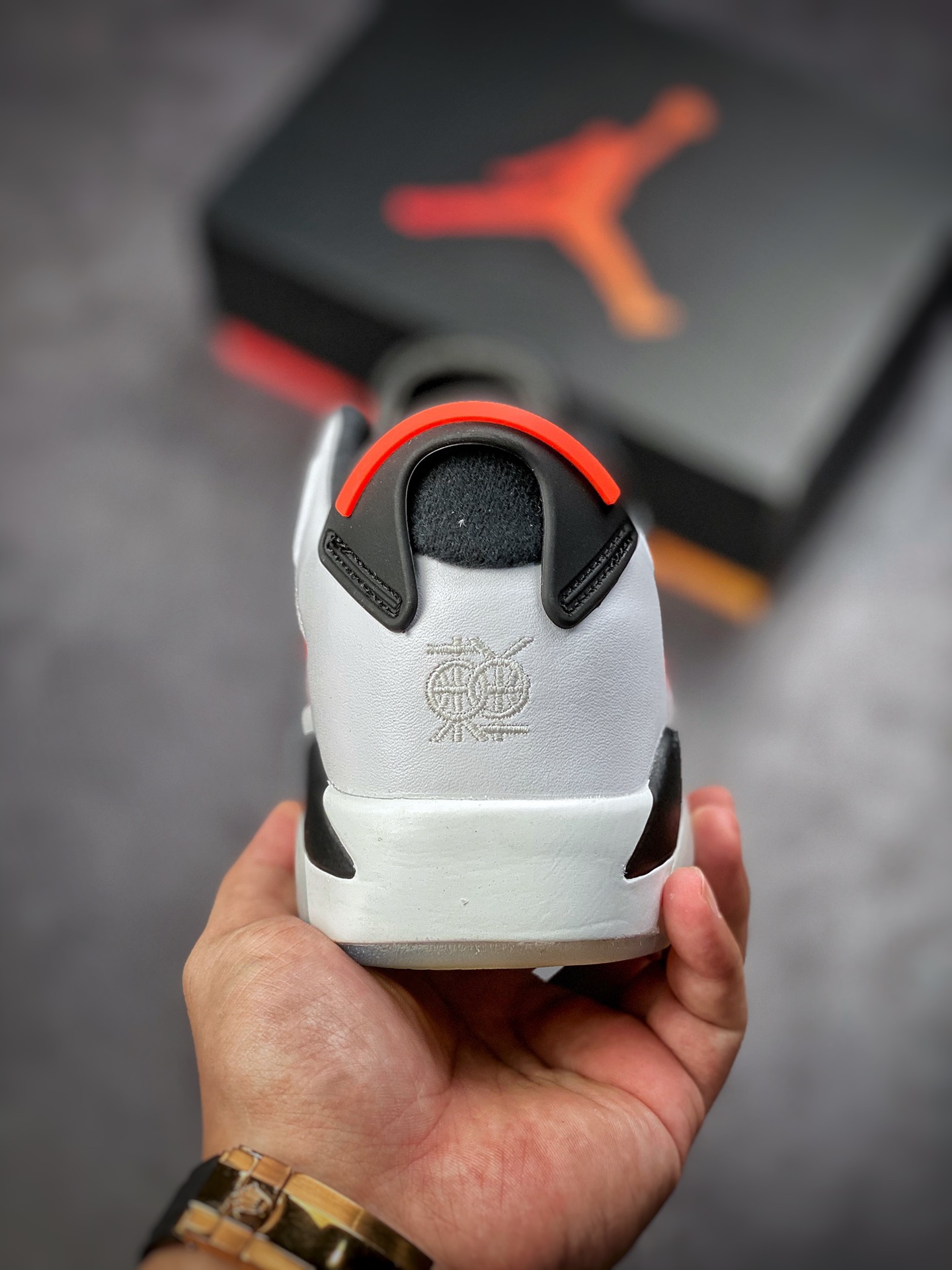 Air Jordan 6 Retro Low SE CNY虎年限定 DC1048-110 Air Jordan 6 Retro Low SE CNY虎年限定 DC1048-110