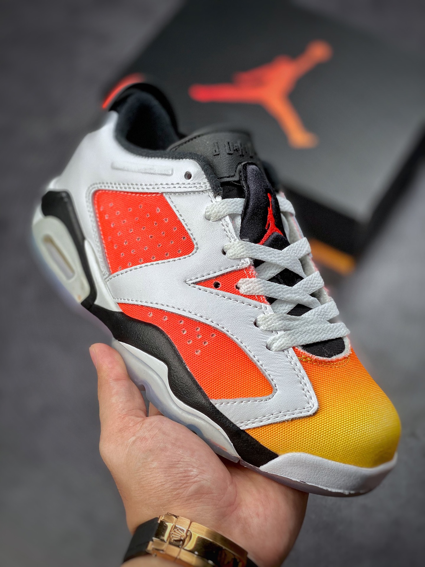Air Jordan 6 Retro Low SE CNY虎年限定 DC1048-110 Air Jordan 6 Retro Low SE CNY虎年限定 DC1048-110