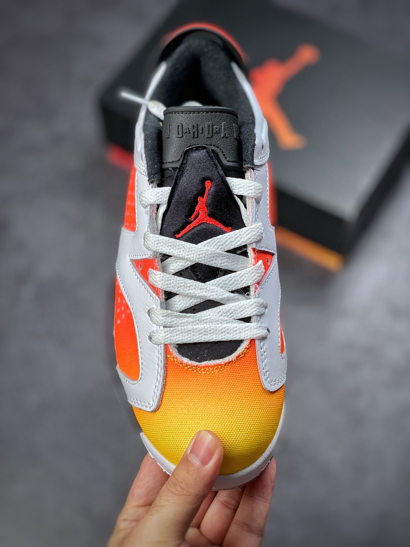 Air Jordan 6 Retro Low SE CNY虎年限定 DC1048-110 Air Jordan 6 Retro Low SE CNY虎年限定 DC1048-110