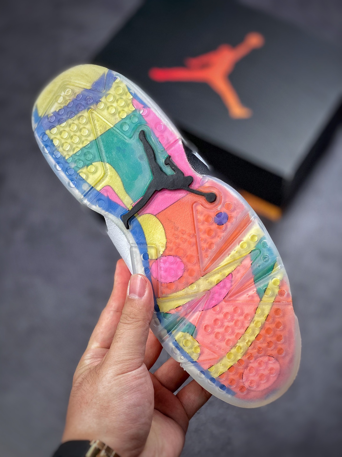 Air Jordan 6 Retro Low SE CNY虎年限定 DC1048-110 Air Jordan 6 Retro Low SE CNY虎年限定 DC1048-110