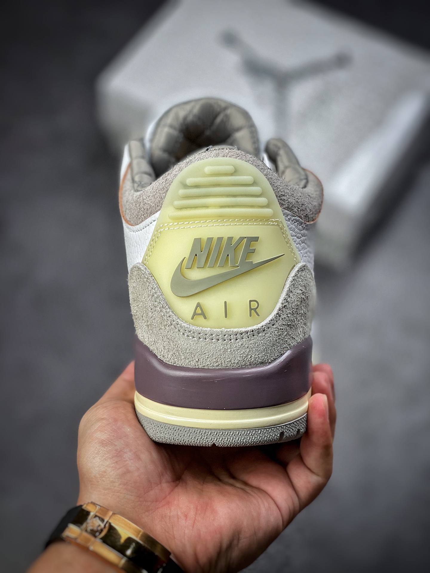 Air Jordan 3 Retro SE 联名白紫灰 DH3434-110
