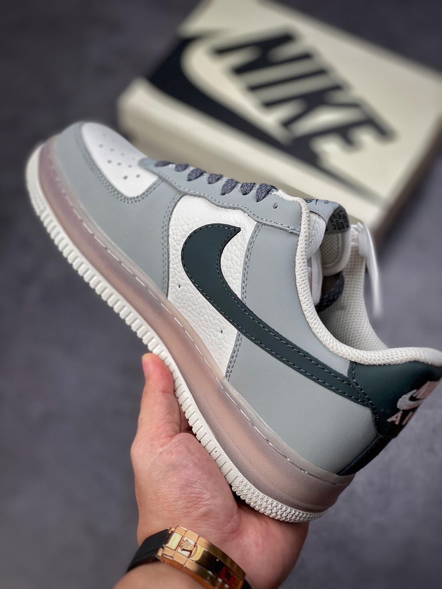 Nike Air Force 1 Low 07 x Reigning Champ 新卫冕冠军联名 CW1888-608 Nike Air Force 1 Low 07 x Reigning Champ 新卫冕冠军联名 CW1888-608
