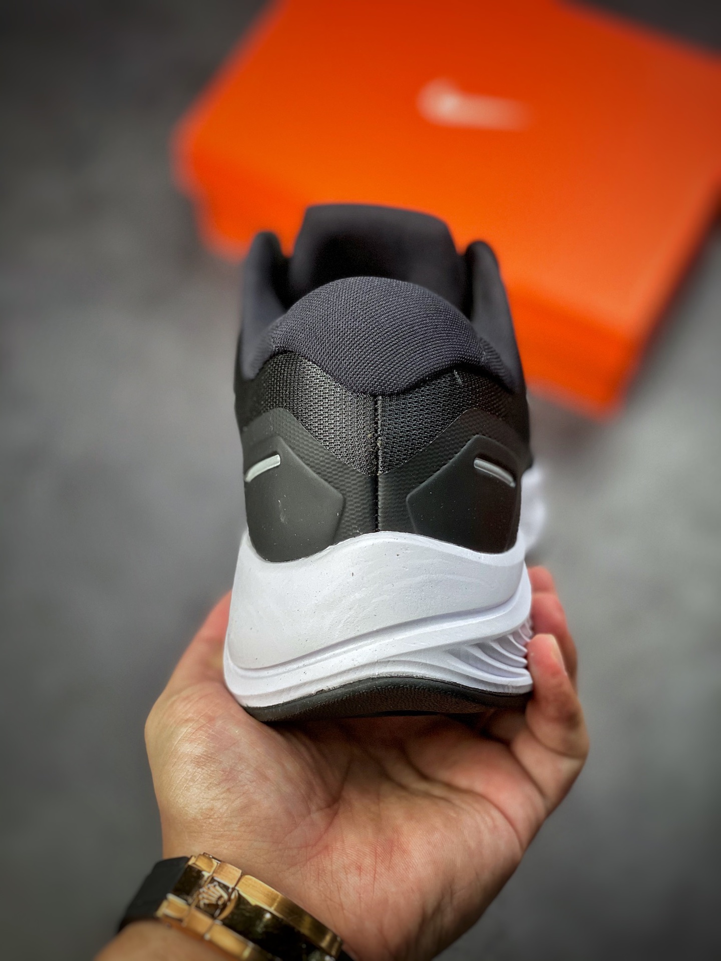 Nike Air Zoom Structure 登月 23代 网面透气跑鞋 CZ6720-010 Nike Air Zoom Structure 登月 23代 网面透气跑鞋 CZ6720-010