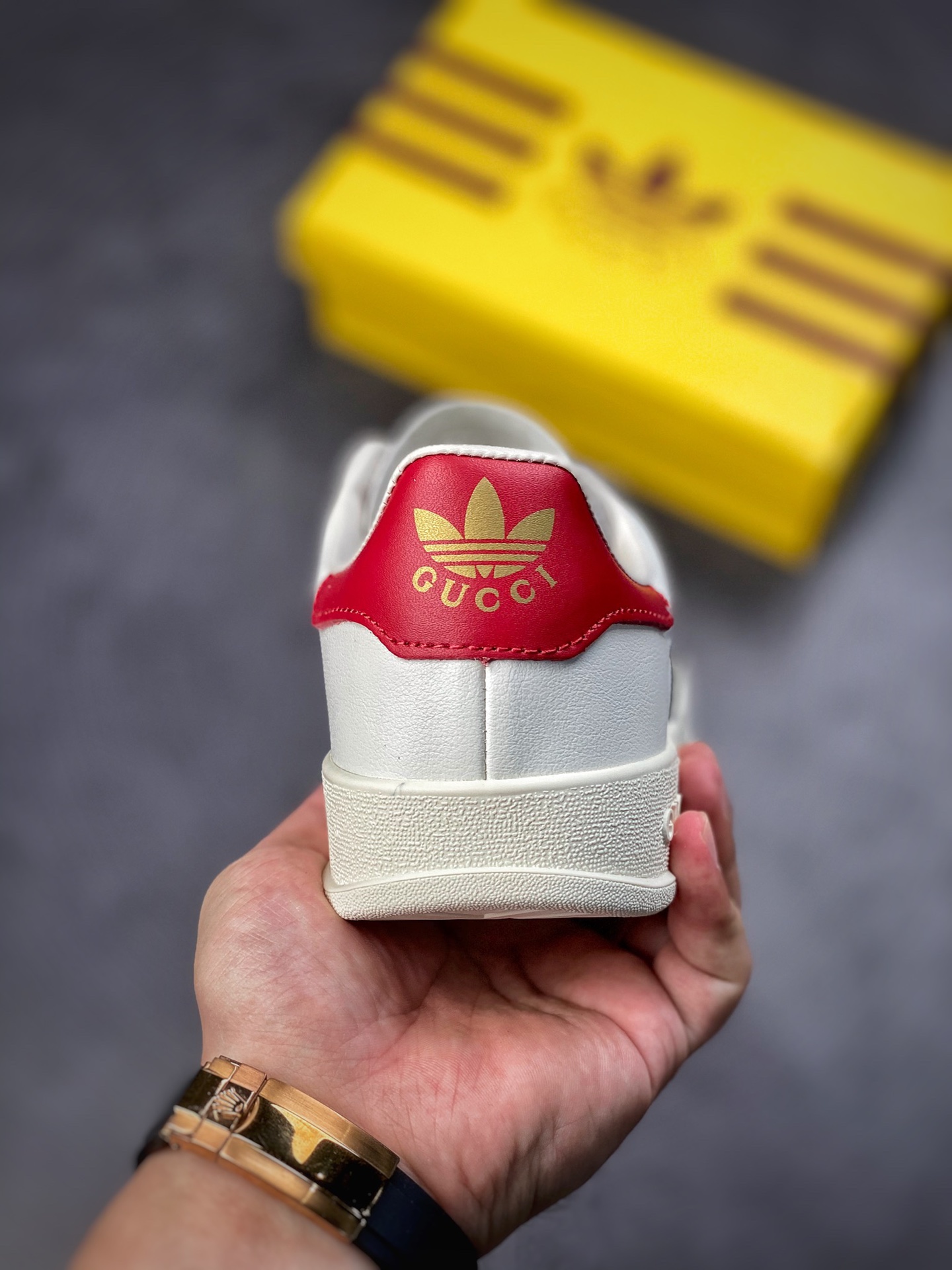 Adidas x GUCCI heavyweight joint clover logo and iconic three bars as design elements 707847 UTT10 9060