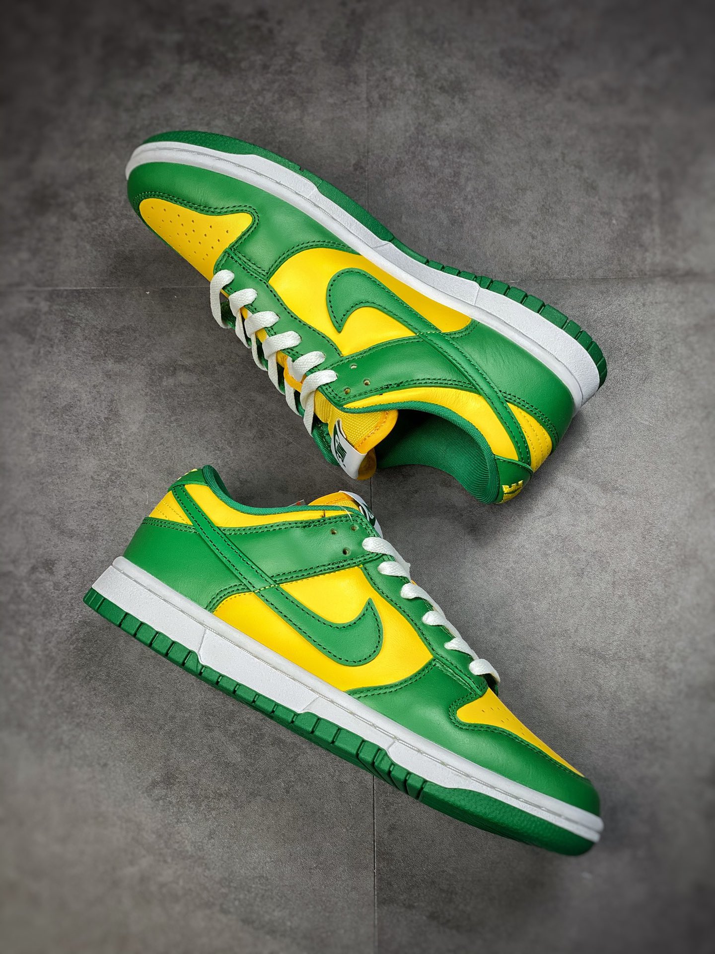 Nike SB Dunk Low ”Brazil” 巴西风情 CU1727-700 Nike SB Dunk Low ”Brazil” 巴西风情 CU1727-700
