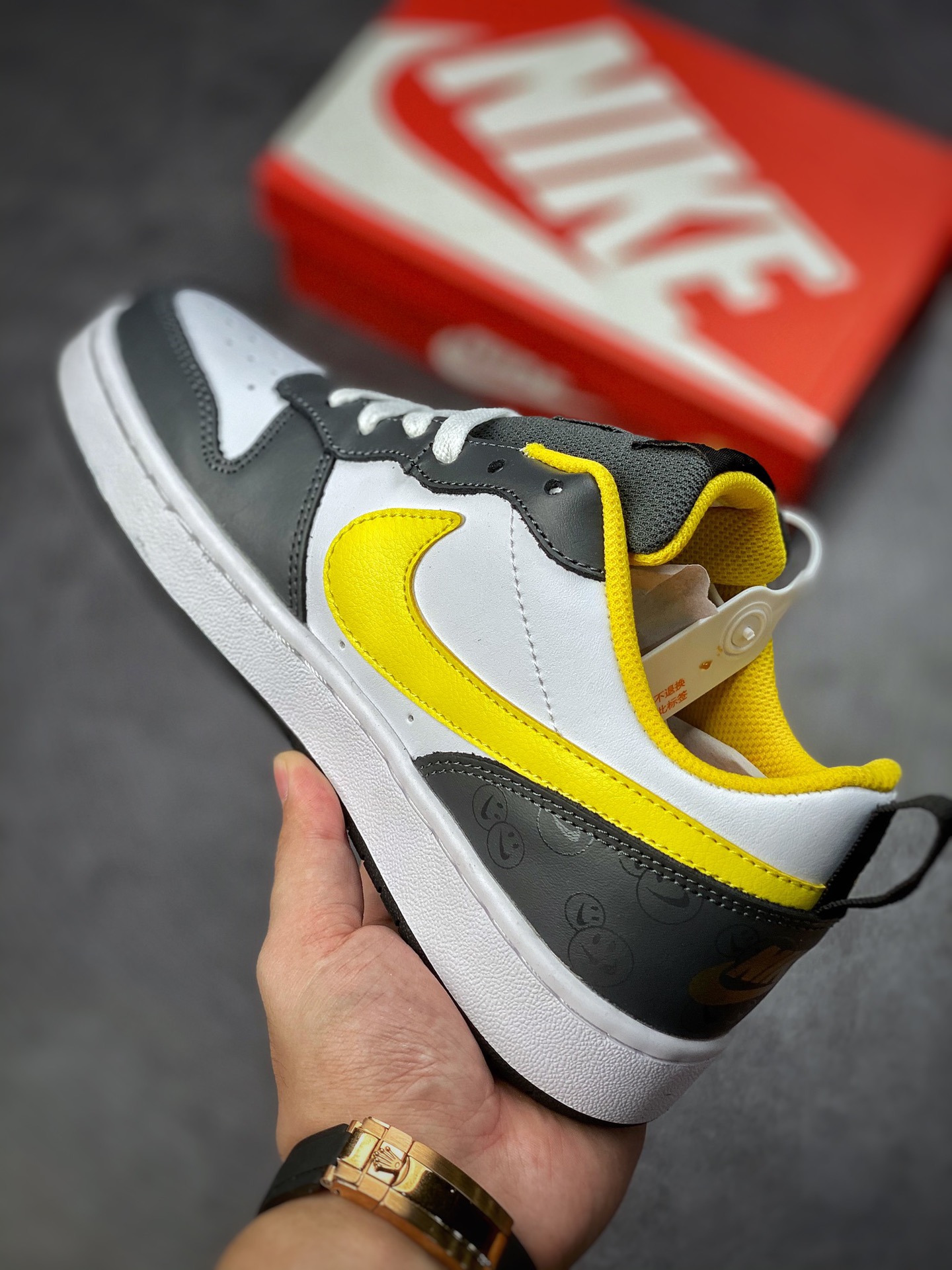 Nike Court Borough Low 2 白黑黄笑脸 DO6688-100 Nike Court Borough Low 2 白黑黄笑脸 DO6688-100