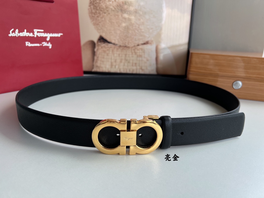 Salvatore  Ferragamo菲拉格慕男士3.5cm精致专柜版型双圈马蹄金属扣，头层牛皮双面腰带