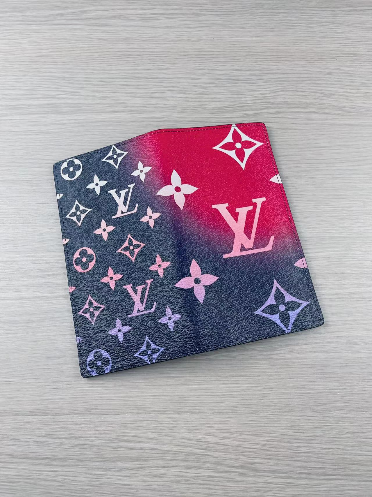 Close-up of the leather grain on a bifold wallet