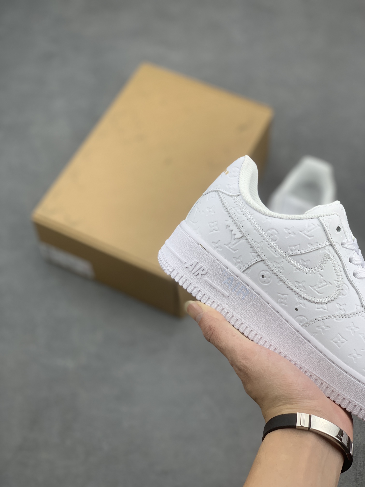 LV x Nike Air Force 1 Low White Leather Sneakers - Limited Edition 6 i1660542922 6241 4