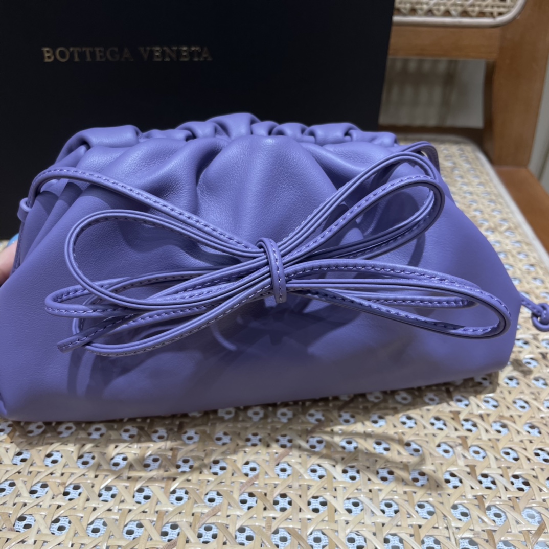Bottega Veneta ๐๐๐ ๐๐๐๐ ๐๐๐๐พ๐ 22CM ไบๆตๅ
585852่ฐ่กฃ่็ดซ