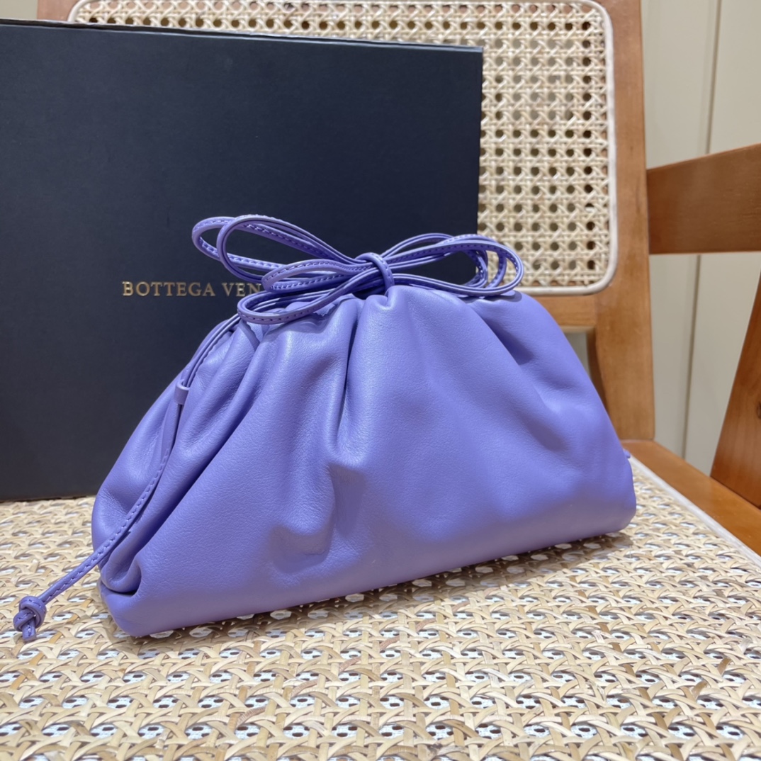 Bottega Veneta ๐๐๐ ๐๐๐๐ ๐๐๐๐พ๐ 22CM ไบๆตๅ
585852่ฐ่กฃ่็ดซ